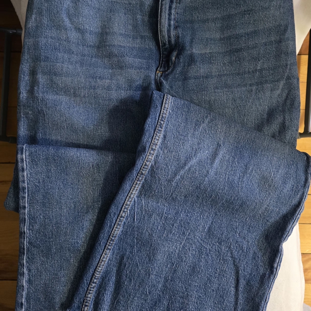 High Rise Blue Jeans - Picture 5 of 5